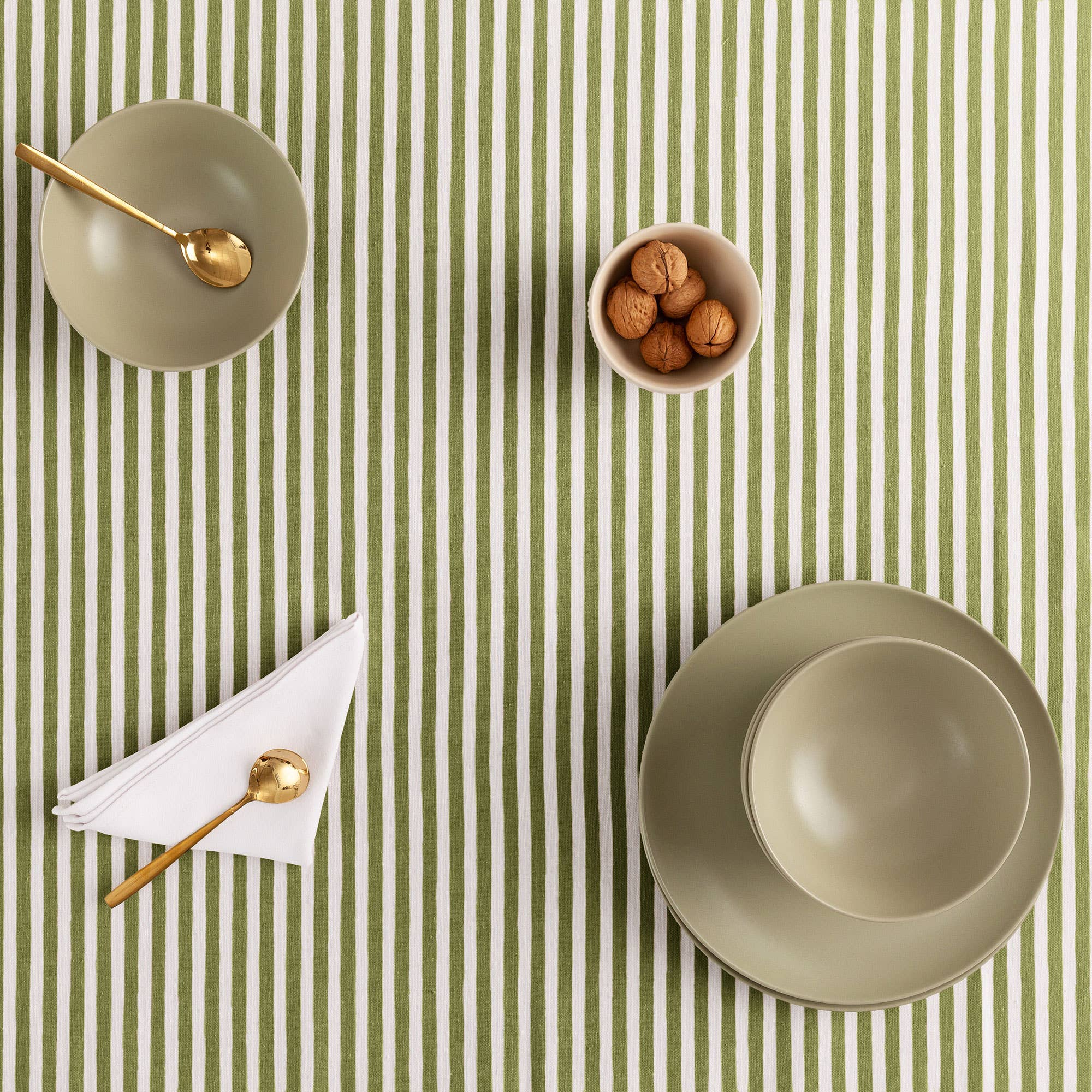 GAMUSI - Vente Nappes - Nappe anti-taches coton toucher tissu rayures ARENZA37