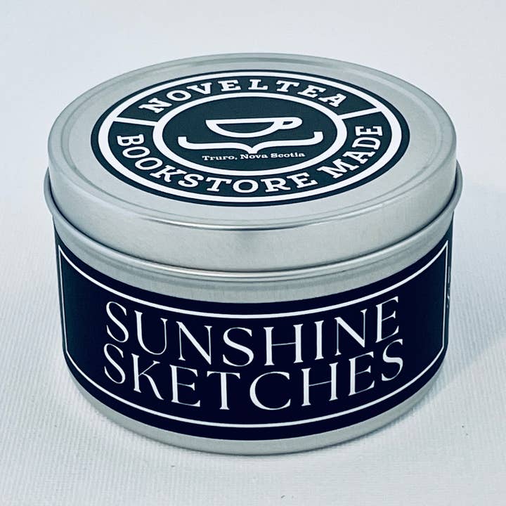 Solskinsfortællinger fra en lille by - Citronmørdejskage Lys for engroshandel hos NovelTea Bookstore & Gifts