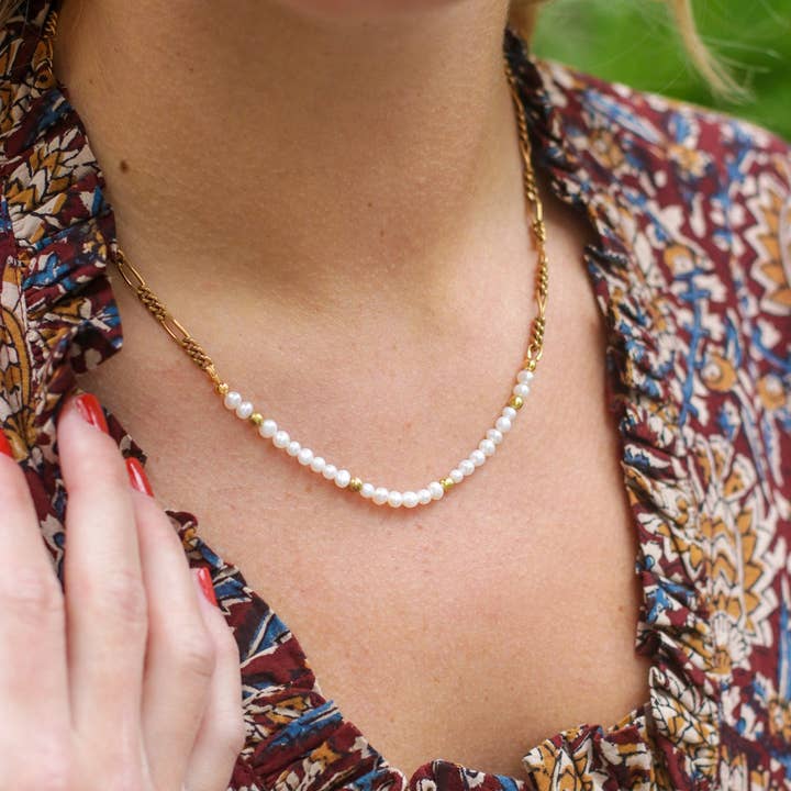 Ex Voto - Wholesale Beaded/Pearl Necklace - 18" Lilly Pearl Necklace