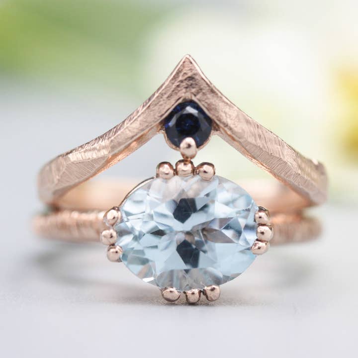 Blauer Topas & Saphir 14k Roségold-Ringset für den Großhandel von Metal Studio Jewelry