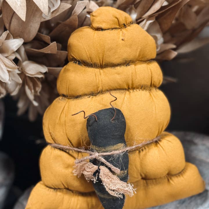 Refinery 86 Home Decor - Wholesale Decorative Tabletop Object - Bee Hive with Bee