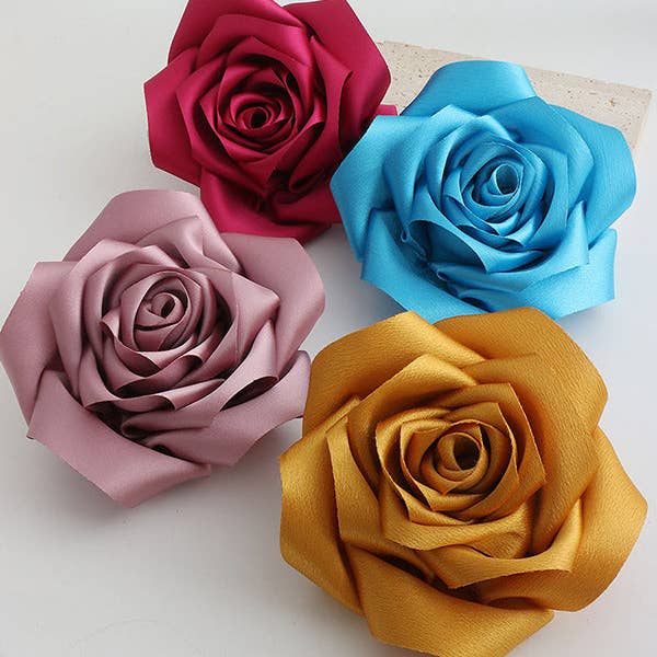 UZ Wholesale Store – Großhandel Broschen – Einfarbiges Broschenzubehör in Blumenform4