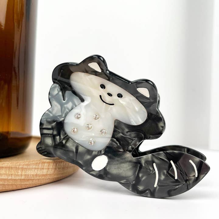 TheDivaSoap - Wholesale Hair Clip - Women's - Raccoon Hair Clip,Acetate Animal Hair Claw