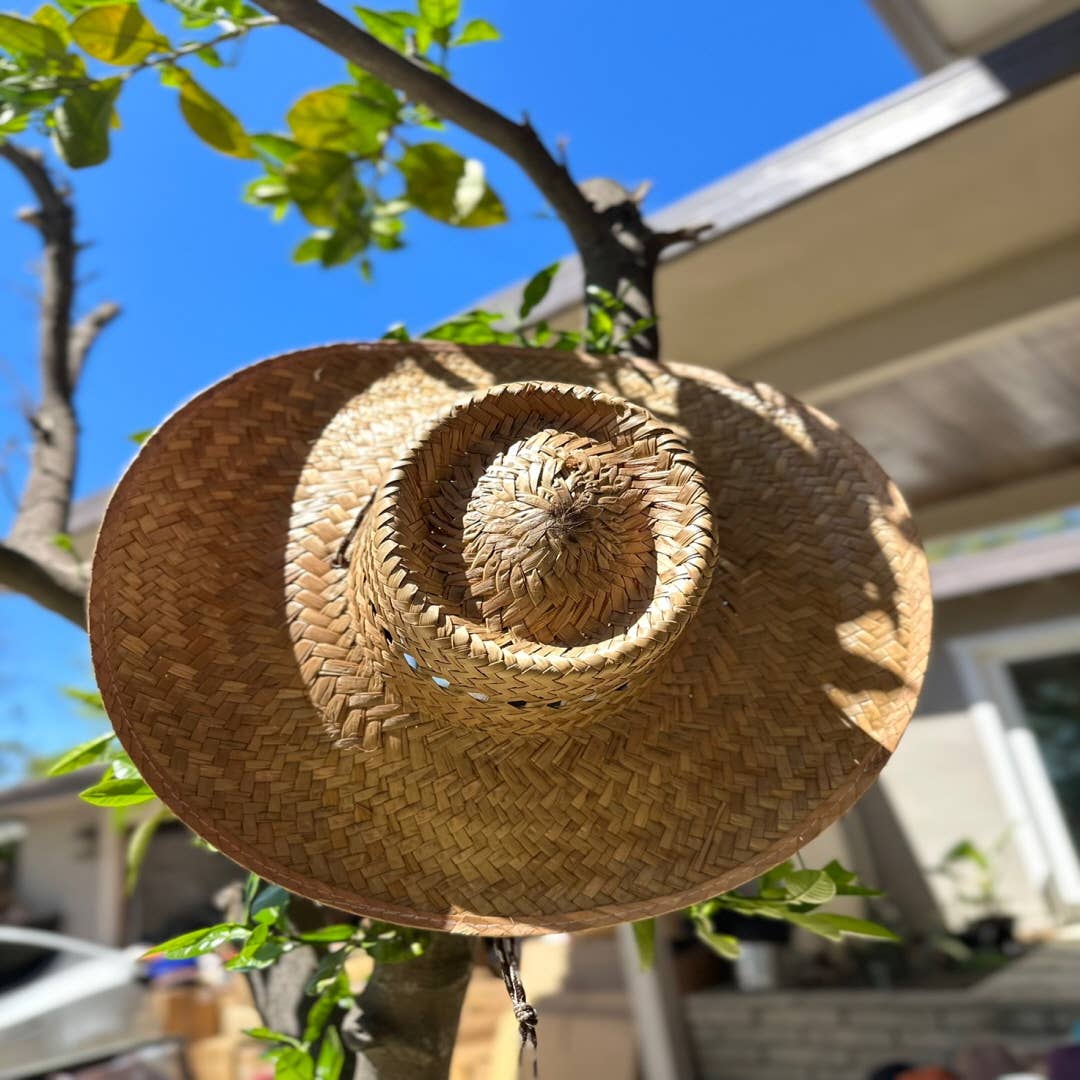 NATURAL Gallera Burnt Palm Leaf lifeguard hat with vented pattern ar for wholesale on Faire4