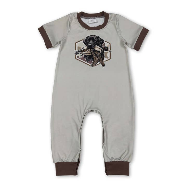 Combinaison bébé garçon à manches courtes camouflage canard chien pour la vente par Yawoo Garments