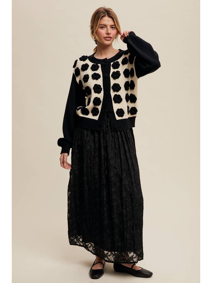 Listicle – wholesale Cardigan – Women’s – Handmade Rose Applique Knit Cardigan LSW0972 (Copy)42