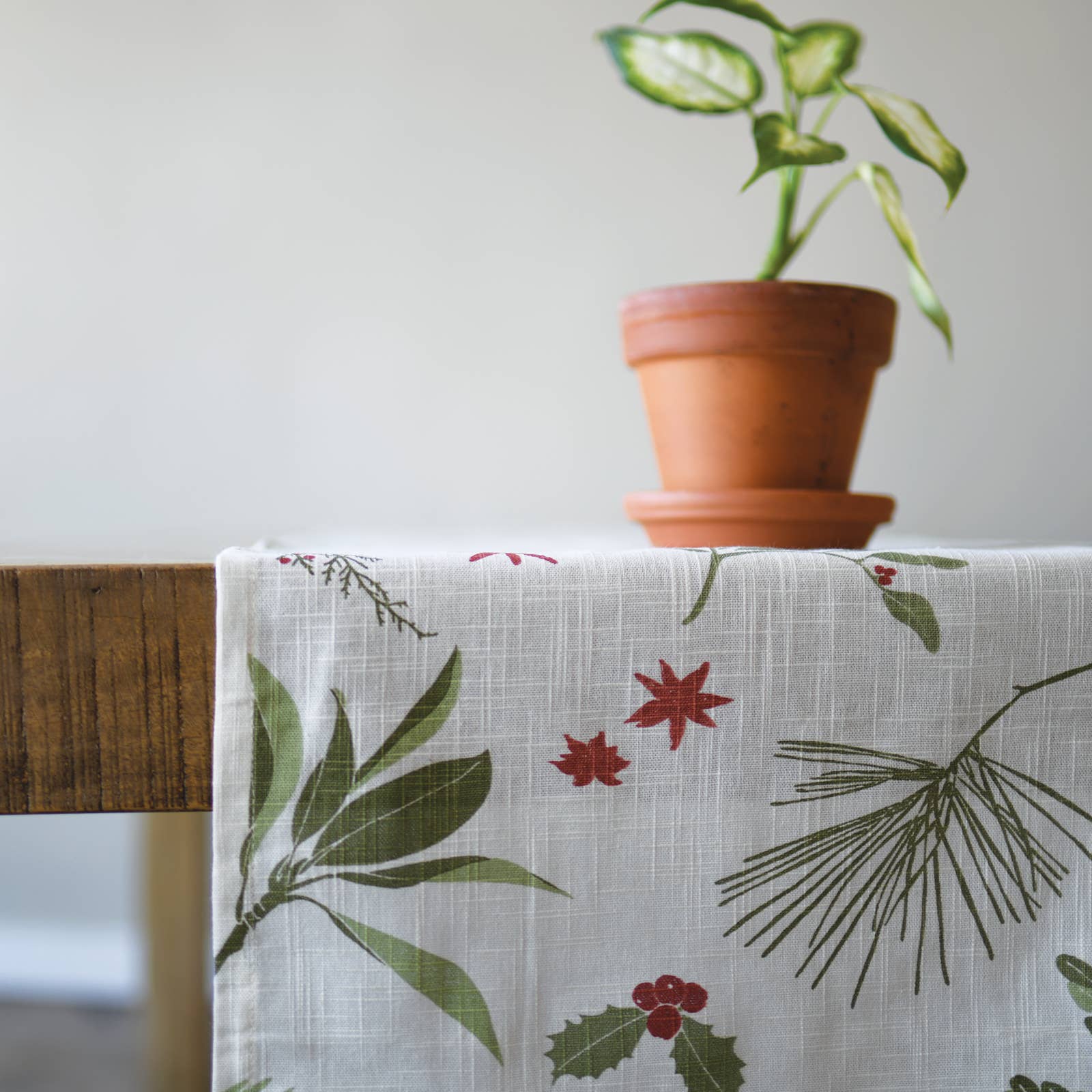 June & December - Wholesale Table Runner - Boughs + Berries  Organic Table Runner (98") for Winter3