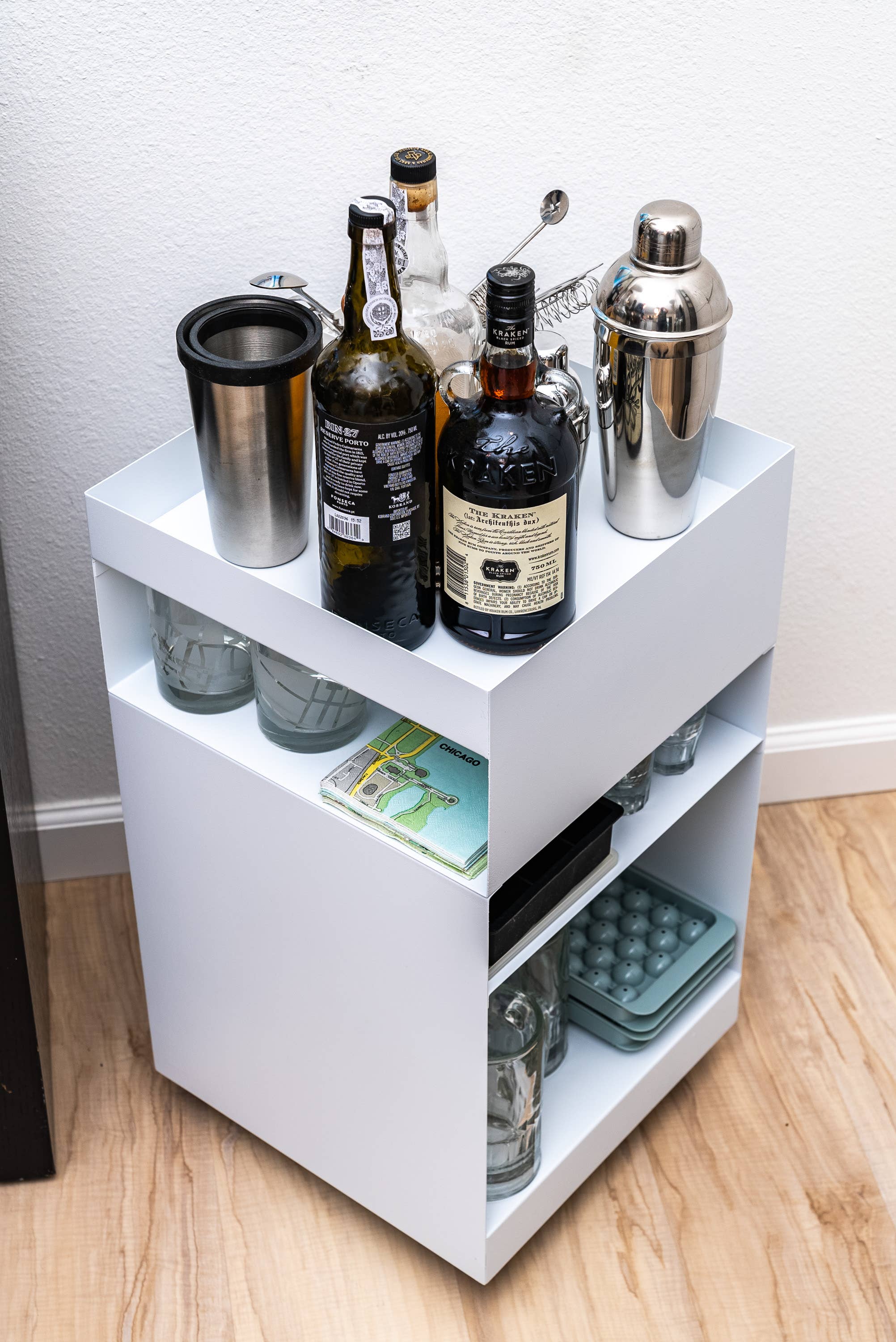 hide+seek SUPPLY CO – wholesale Side table – Quad Rolling Side Table/Cart-white6