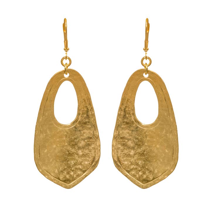 Seya Handgehamerde Messing Oorbellen voor wholesale door We Dream in Colour