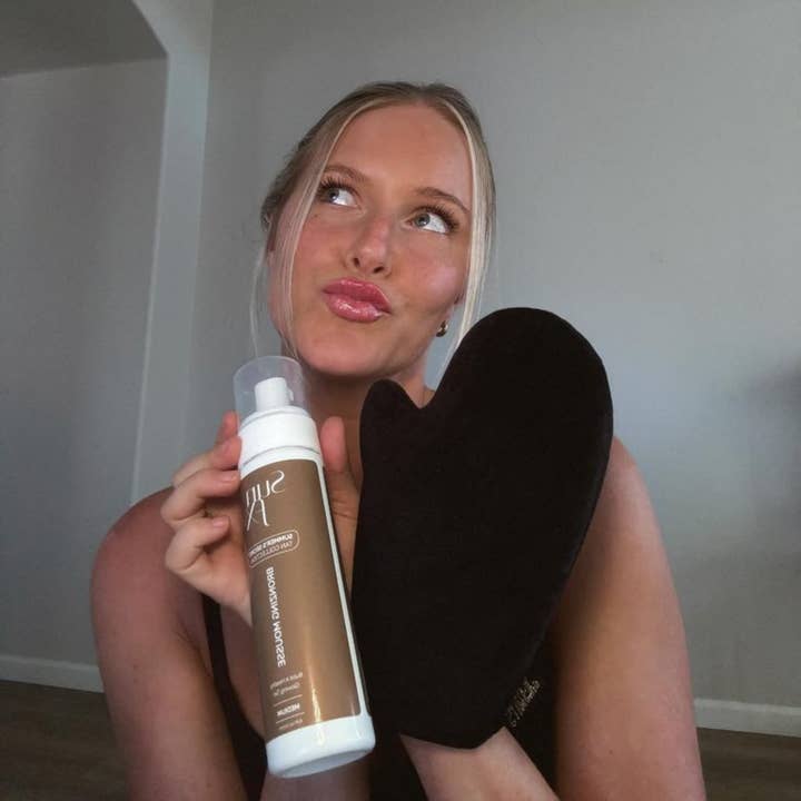 SunFX America LLC – wholesale Self-tanner – SunFX Self Tanning Applicator Mitt2