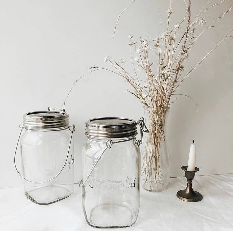 SONNENGLAS® – Großhandel Laterne – SONNENGLAS® Classic Gen6 - 1L Solarlampe mit bis zu 100 Stunden Leuchtdauer3