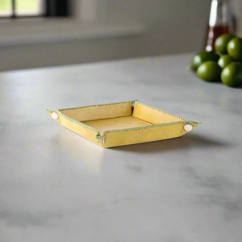 Bati Goods - Wholesale Desk Tray - Llaves | Leather Catch All Tray1