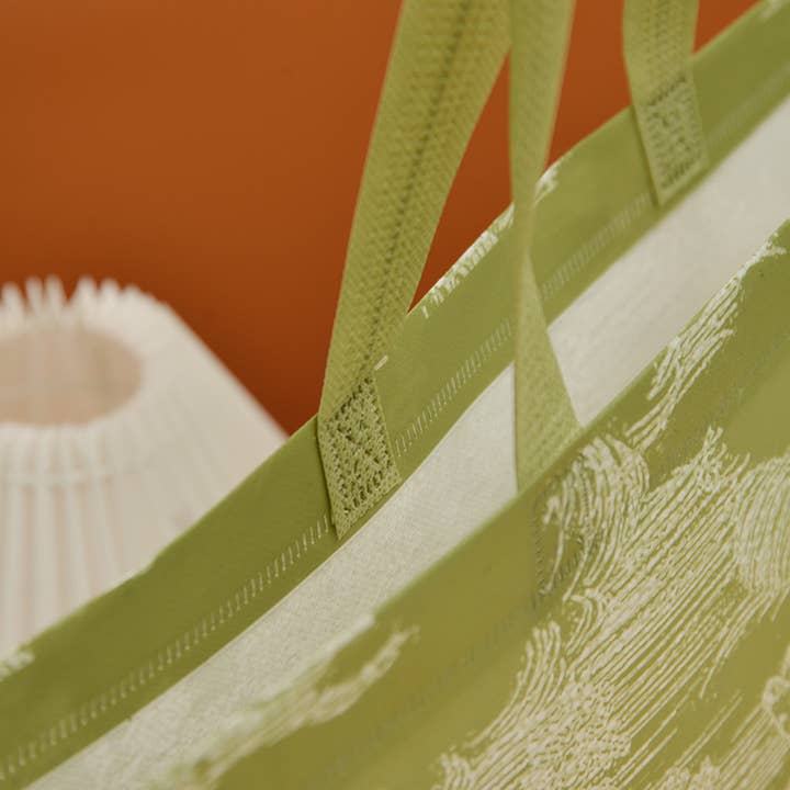 ByHome - Wholesale Gift Bag - 50 pcs, 3 sizes Matcha green line art non-woven gift bag