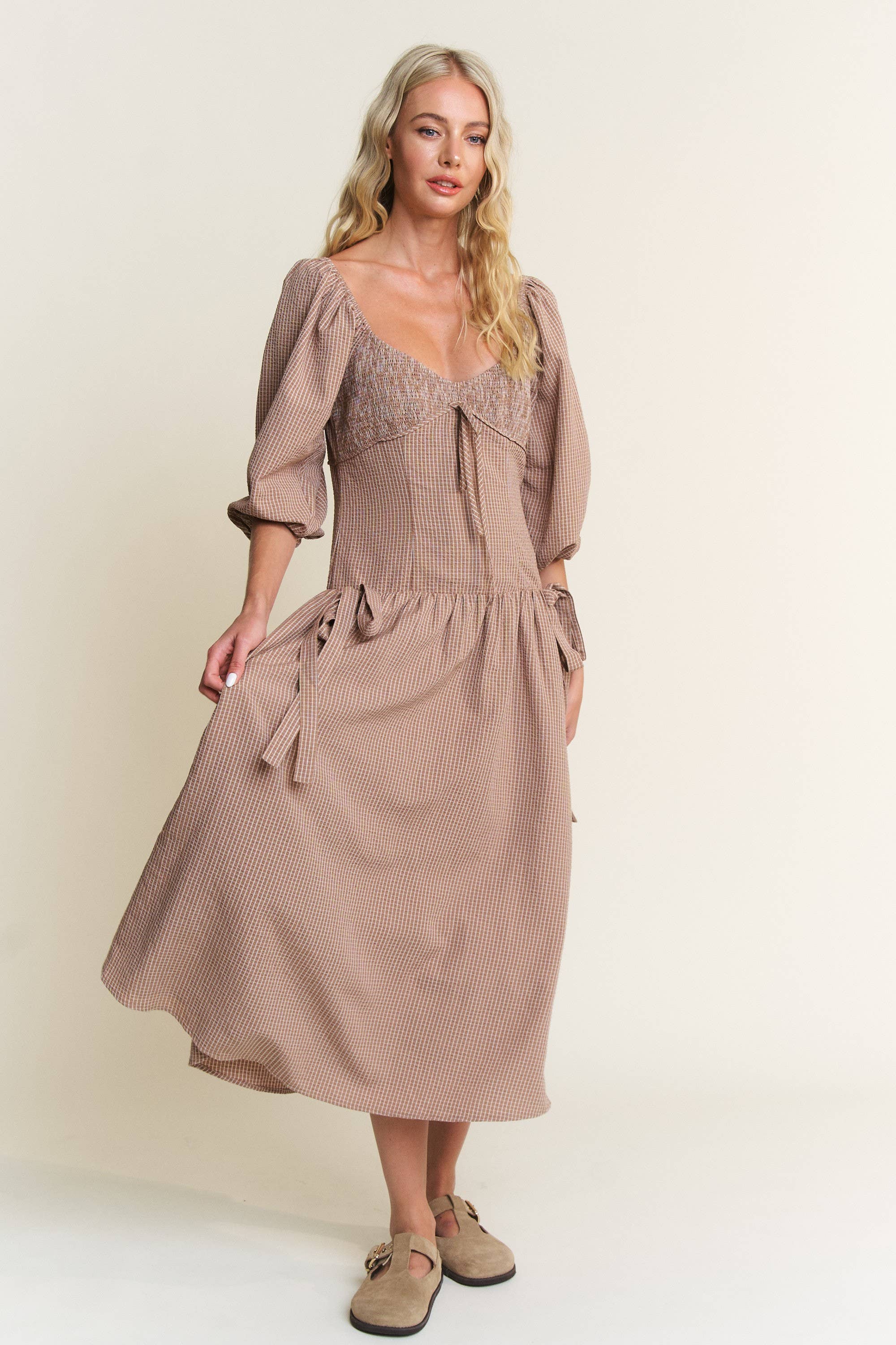 In The Beginning – wholesale Dress – Women's – Bow Detail Smocked Midi Dress 4