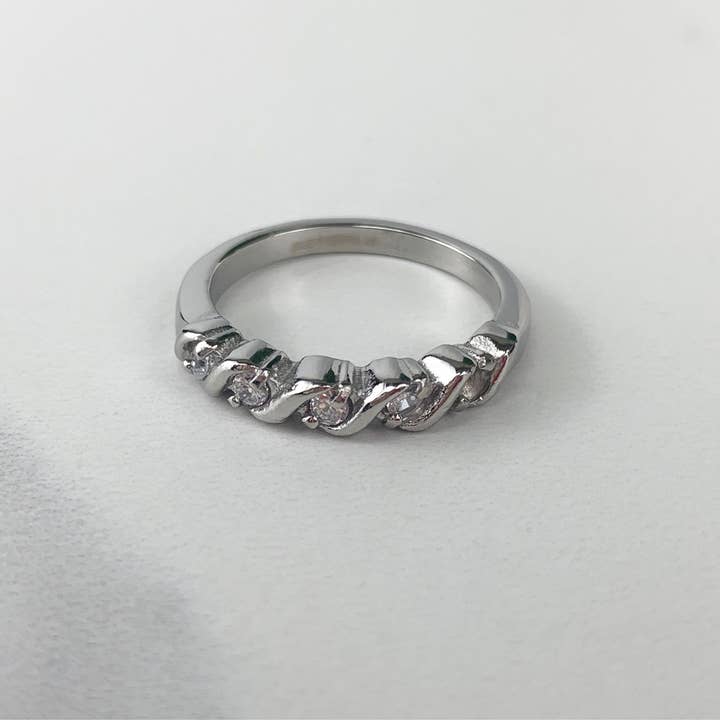 Luxus Accessories - Wholesale Multi-Stone Ring - 18k Gold Plated or Silver Plated Cubic Zirconia Weeding Band Ring