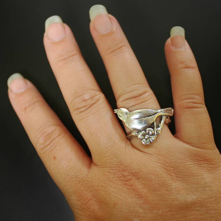 Hi Octane | SilverBotanica - Vente Bague de cocktail/de cérémonie - Bague brindille Birdie Blossom en argent sterling1