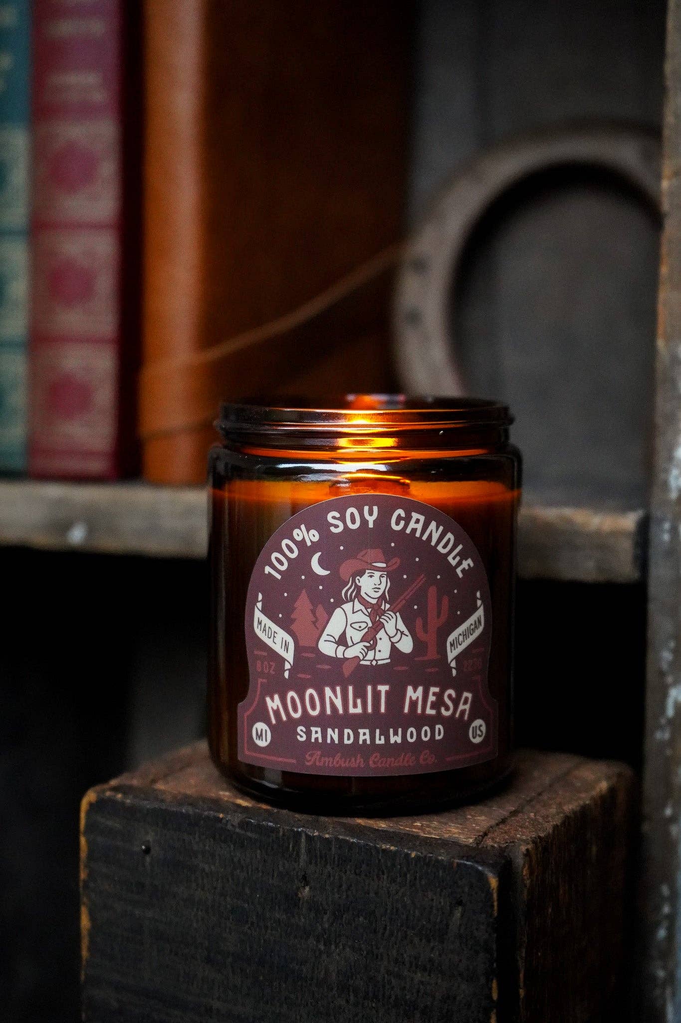 Ambush Candle Co. - Wholesale Jar/Filled Candle - Moonlit Mesa | Sandalwood 8oz Soy Candle4