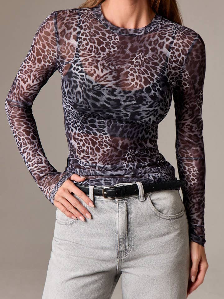 Top ajustado de malla con estampado de leopardo para venta al por mayor de Hope & Sunshine