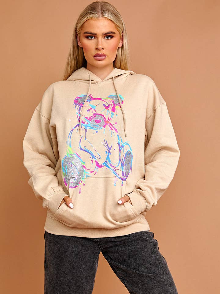 Stylewise Direct – wholesale Hoodie – Women's – Colour Drip Teddy Graphic Print Hoodie3