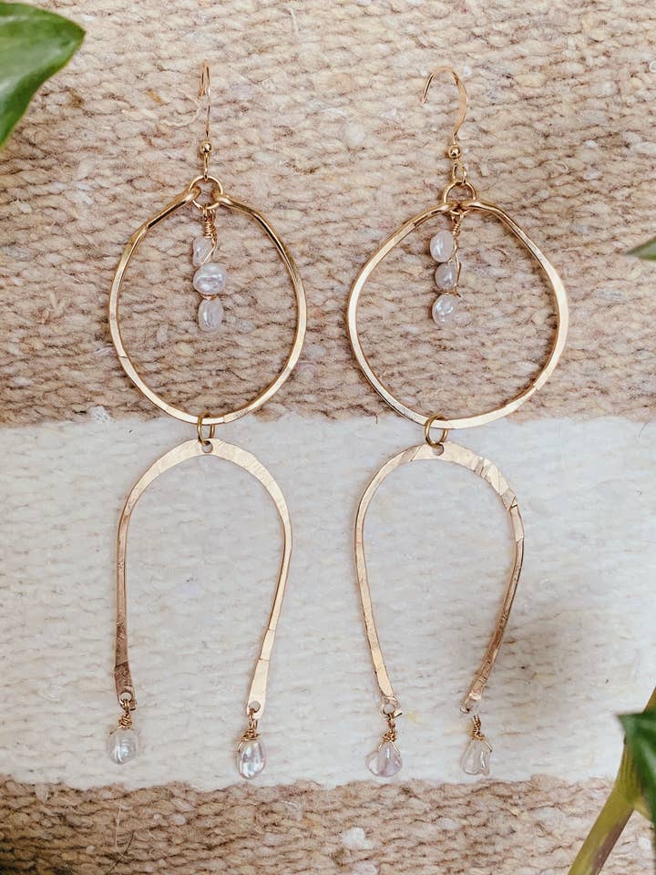 Du + ich Ohrringe für den Großhandel von Eaarthbones Jewelry