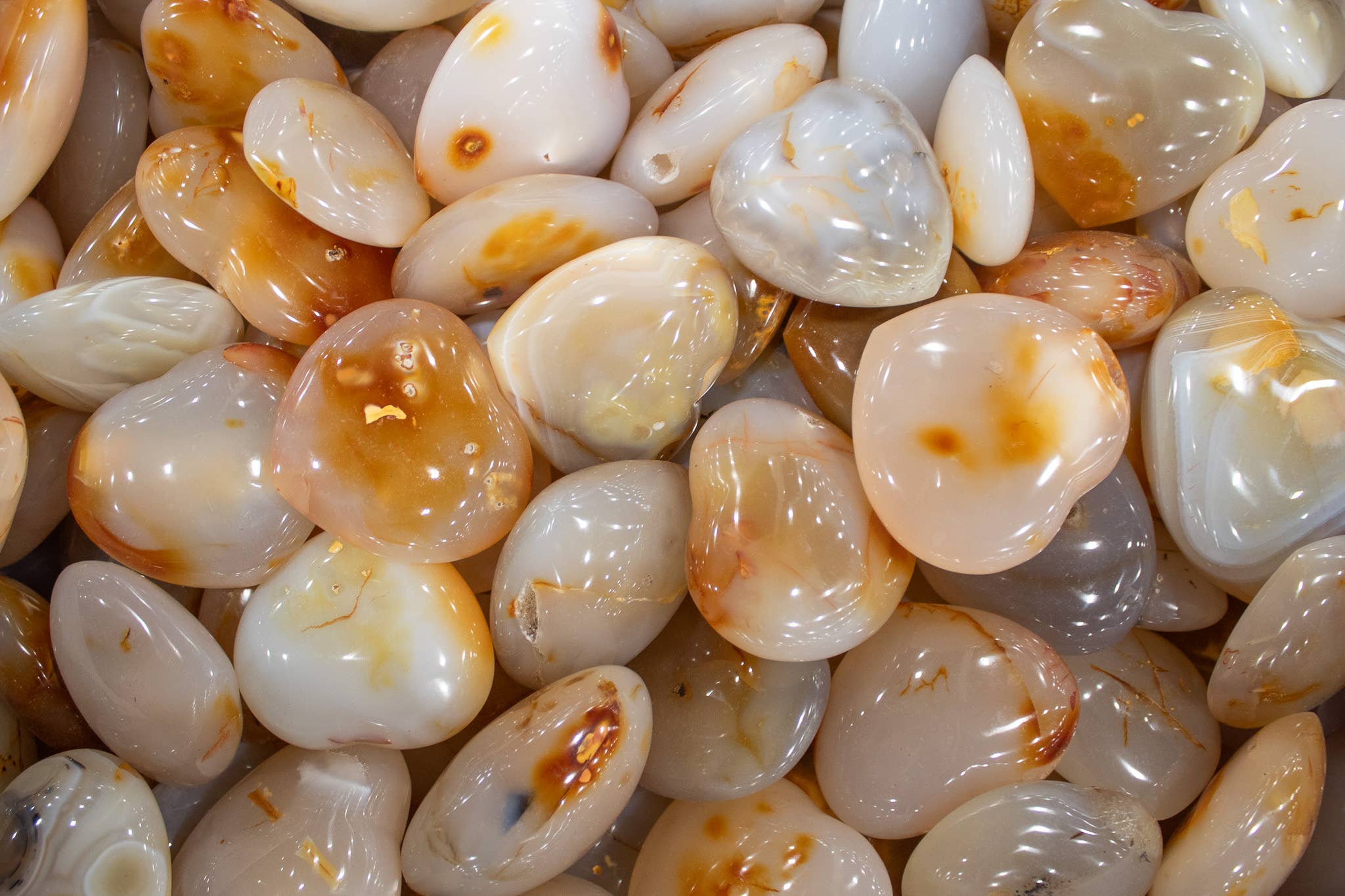 Quasar Gems USA - Wholesale Spiritual Stone/Crystal - Agate Hearts 1kg/2lbs3