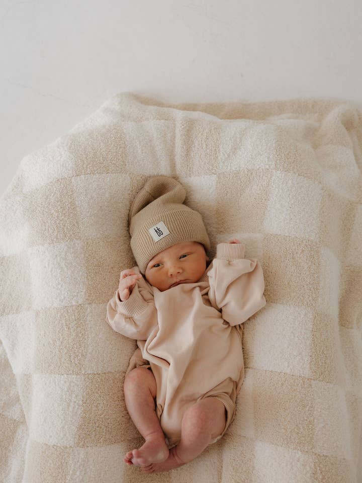 Combinaison Sweatshirt | Noix de cajou pour la vente par Forever French Baby