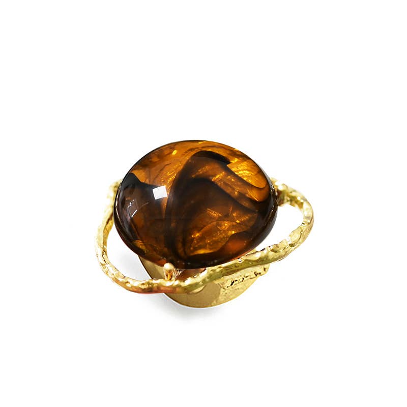 AMORINO SRL – Engroshandel Solitairering – STOR UREGELMÆSSIG ELASTISK RING MED HARPIKSSTEN5