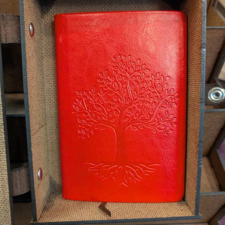 The Nerdy Wolf - Wholesale Journal/Diary - Journal Kit with Glass Dip Pen, Ink, and Wood Gift Box8