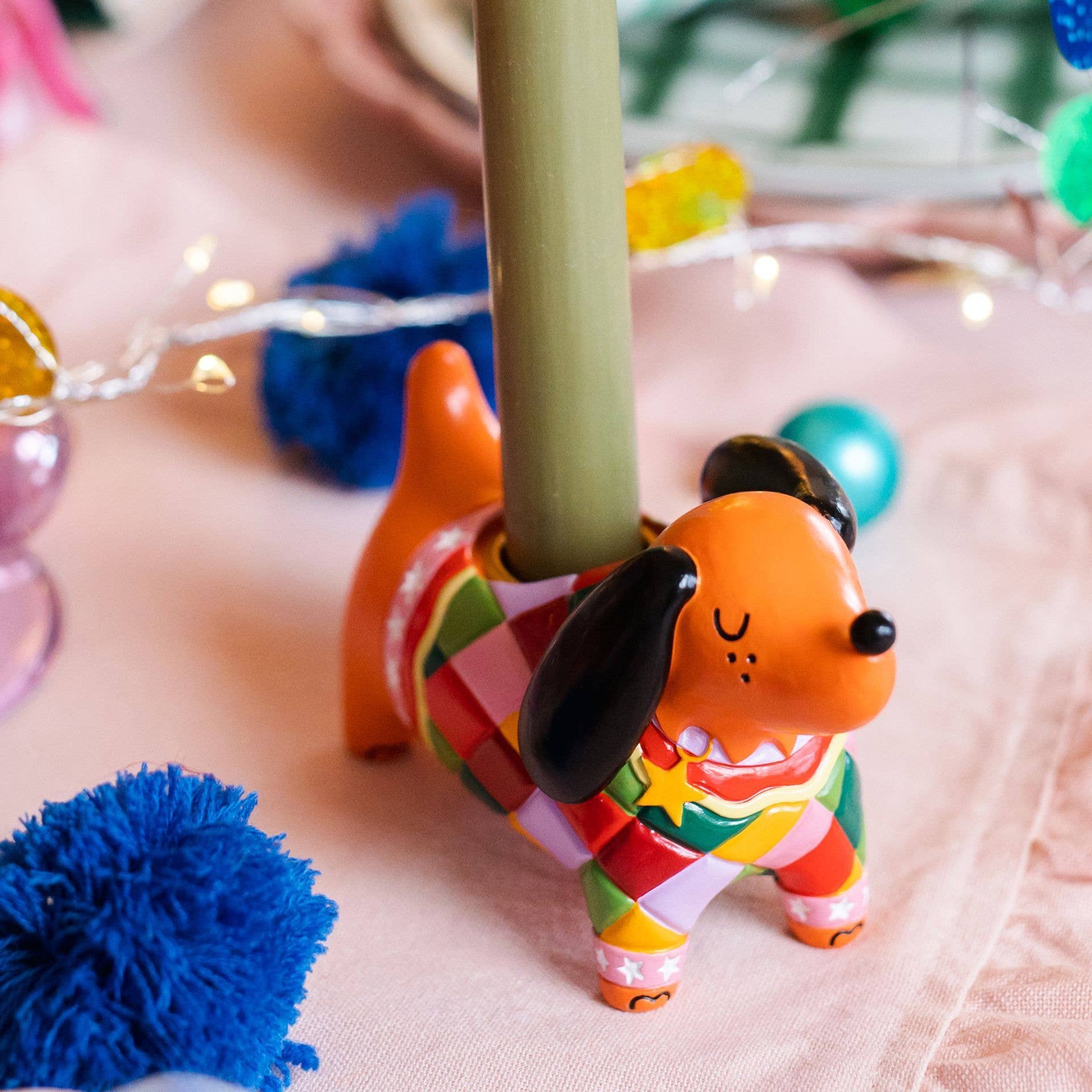 WIDDOP and Co. - Wholesale Candle Holder - Raspberry Blossom Dog Shaped Candle Holder1