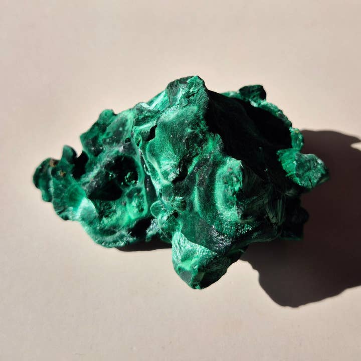 Rara Pietra Preziosa Velluto Malachite Occhio di Gatto – Gruppo Grezzo 180 grammi per la vendita all'ingrosso da parte di Moonlight Gemstones