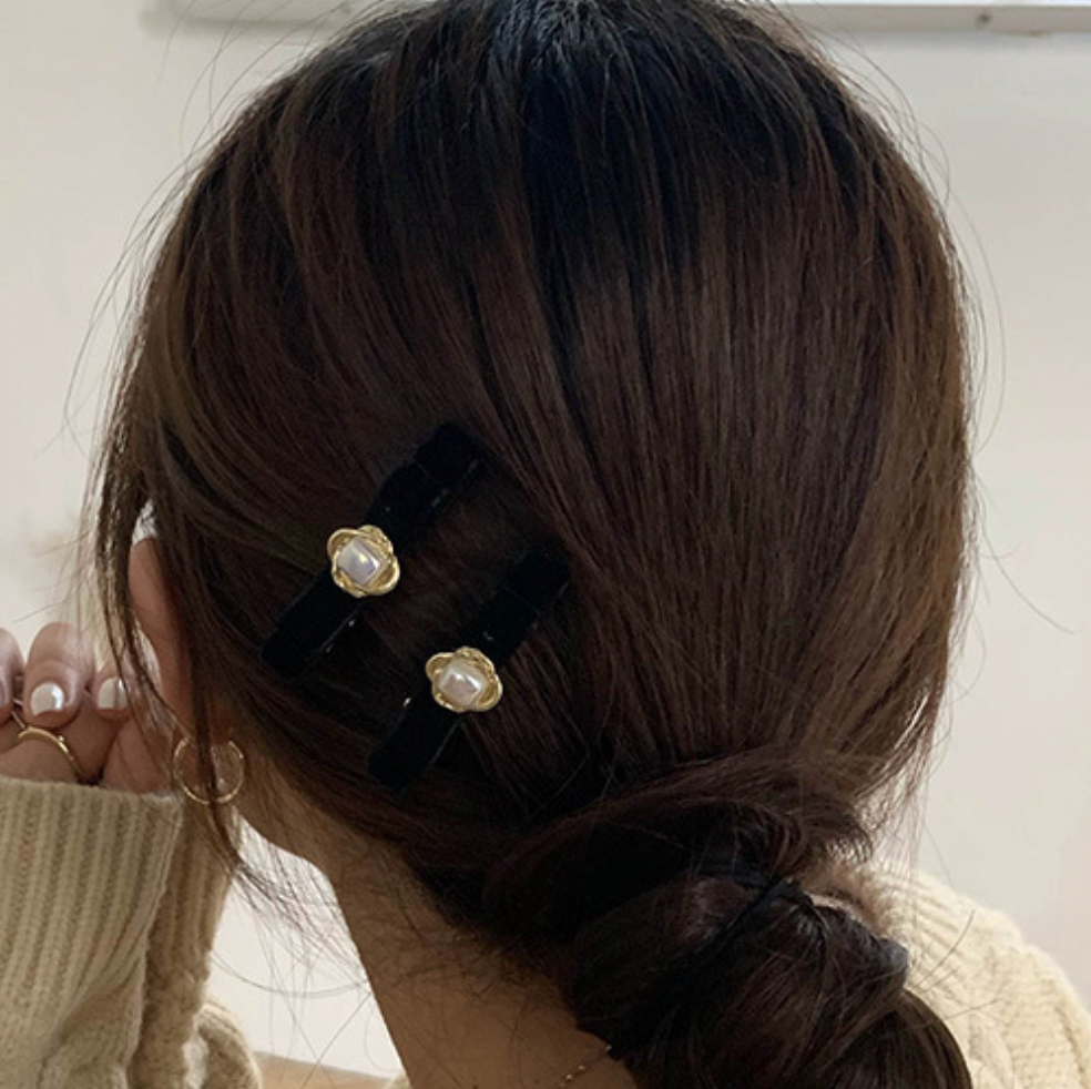 XO Fashion - Wholesale Hair Clip - Women's - HCY006 Ultra-exquisite French  Velvet BowTie pearl Hair Clip4