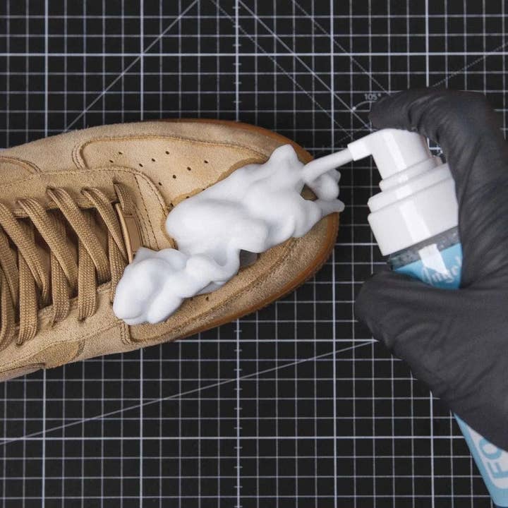 Angelus Brand - Wholesale Shoe Care Kits & Sets - Angelus Foam-Tex Cleaning Kit3