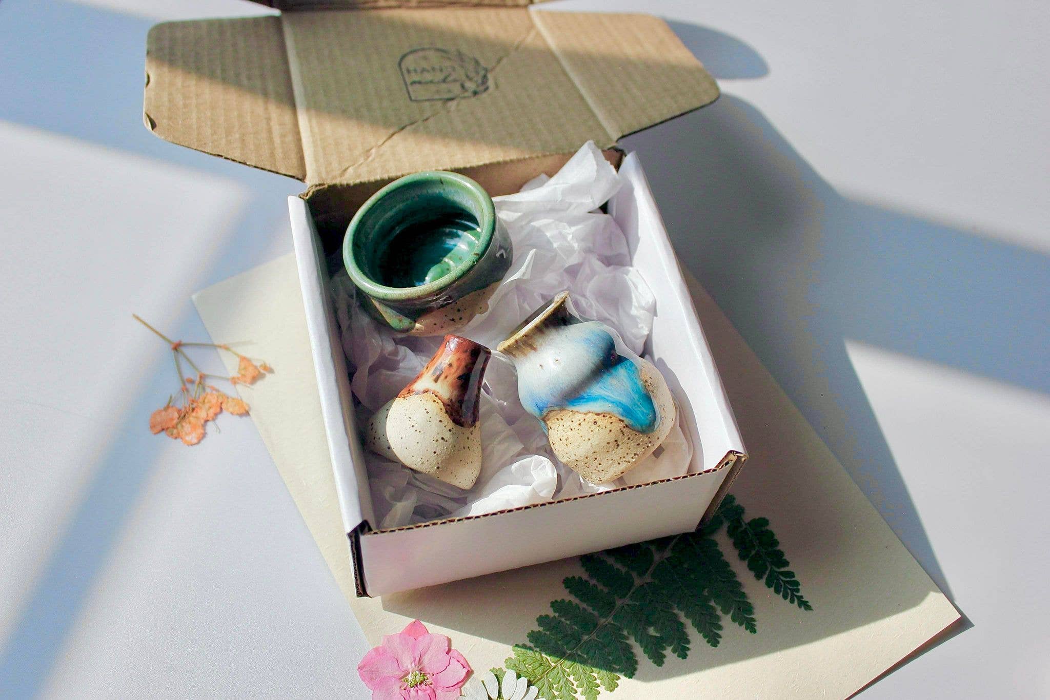 Earth & Sun Pottery - Wholesale Plant Pot - Mini Pot Surprise Box1
