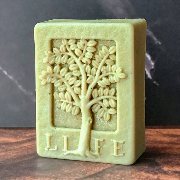 Savon en barre avec Moringa et Citronnelle pour la vente par Naturalux Life & Wellness