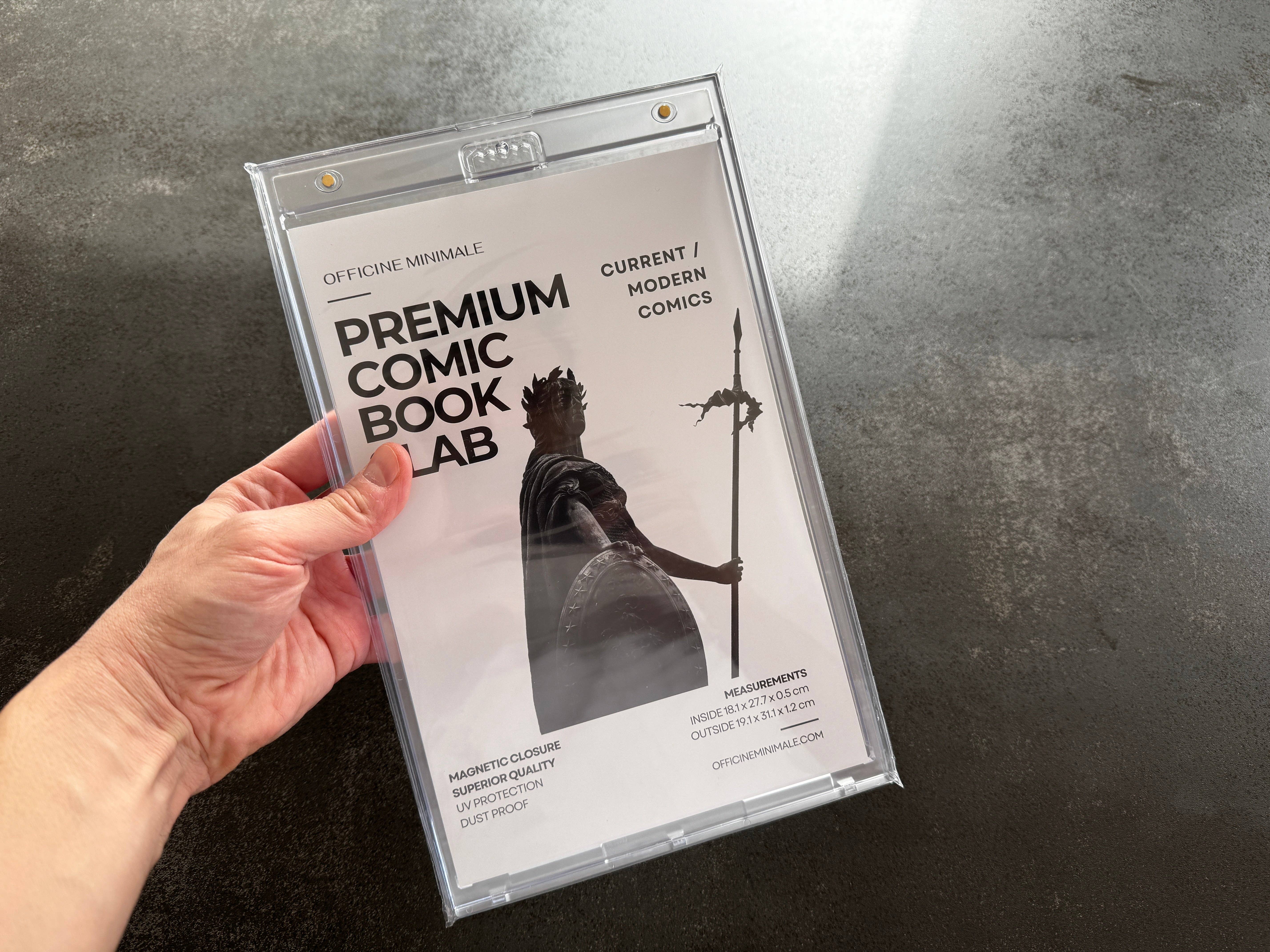 Officine Minimale – wholesale Book cover – Comic Book Magnetic Slab Case Premium