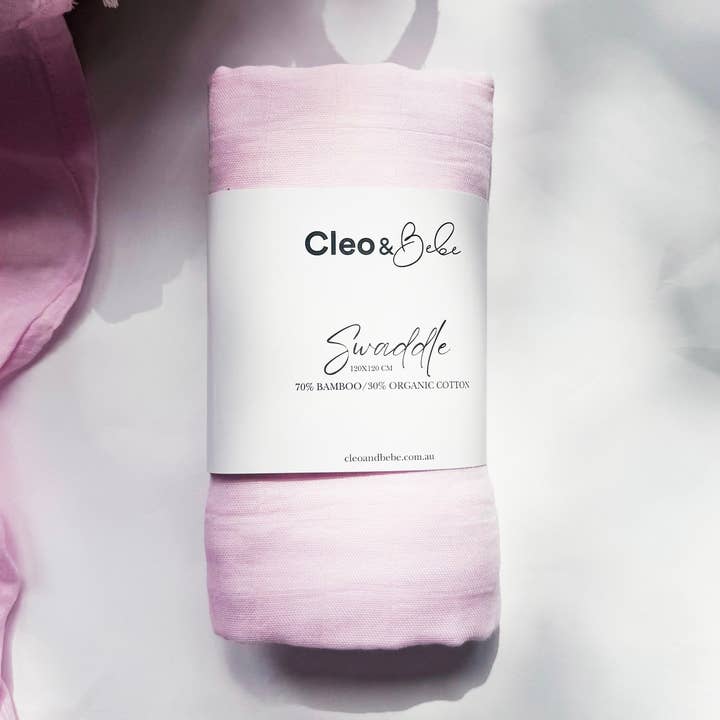 Luxe Bamboe Katoenen Baby Mousseline Wikkel - Blush Roze voor wholesale door Cleo & Bebe