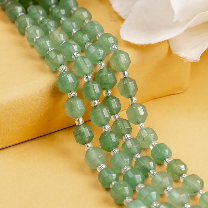 Fasetterade prismaskurna pärlor | Grön aventurin | Kristallpärlor för wholesale av Soothing Crystals Beads
