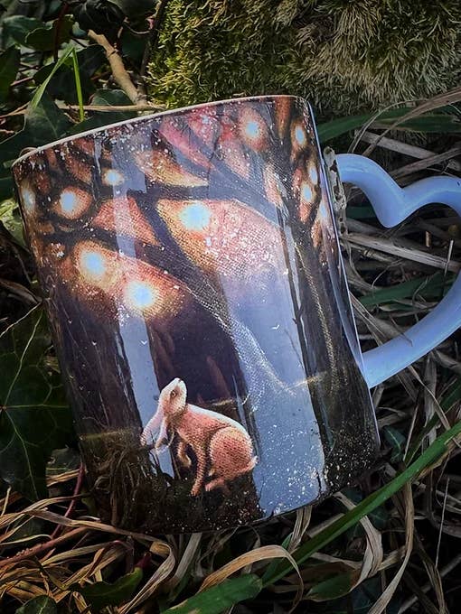 Hjertehåndteret magisk trækop krus for engroshandel hos Hannah Willow Art