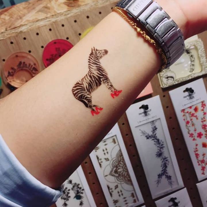 PAPERSELF - Vendita all'ingrosso Tatuaggi temporanei - Tatuaggi temporanei con pantofole rubino2