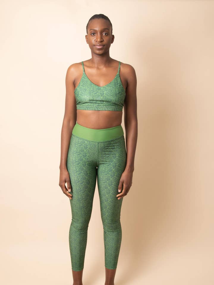 Peridot Mini-Crop-Top mit LB-Druck für den Großhandel von Ndygo