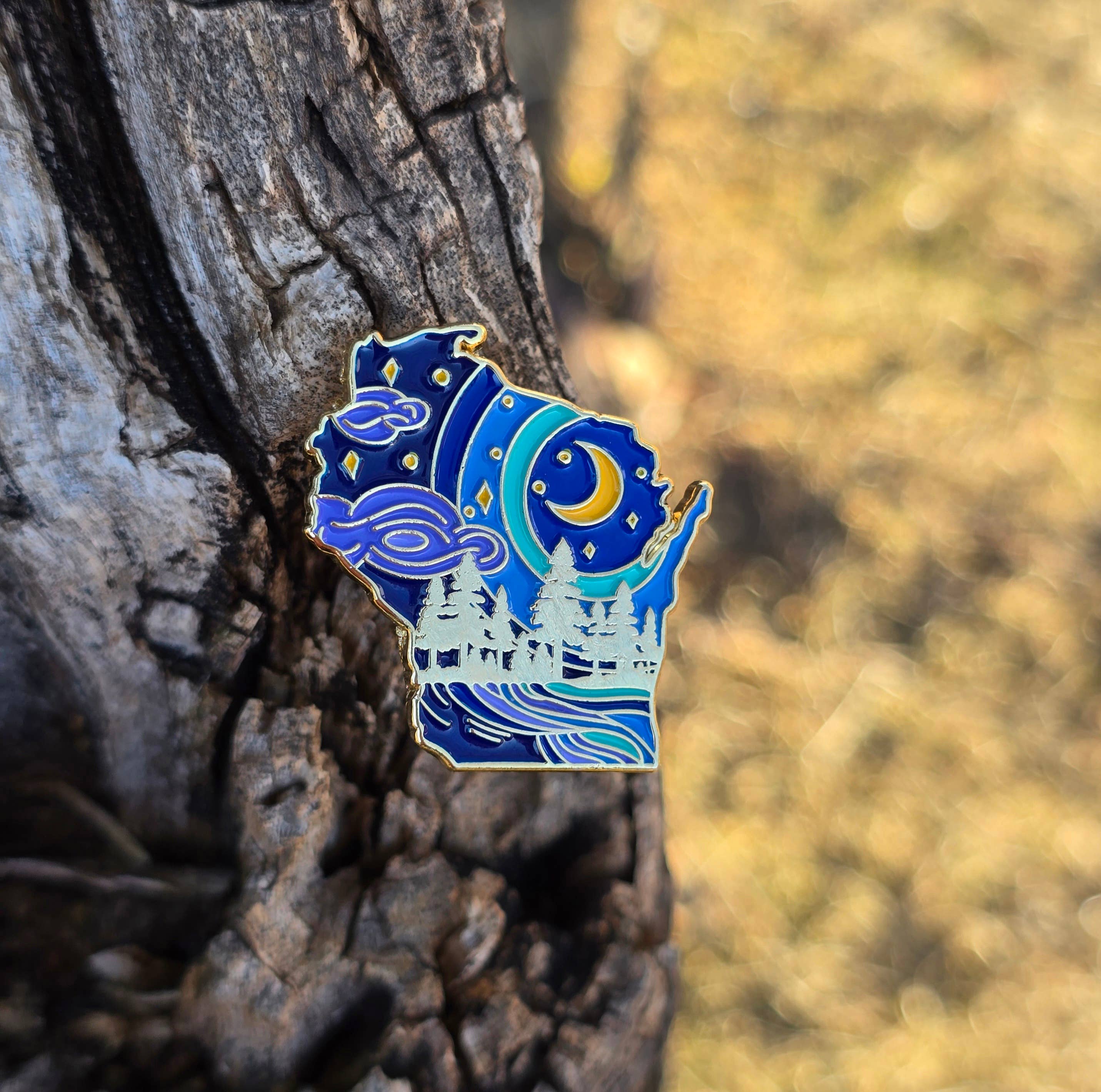 Art Factory LLC - Wholesale Lapel Pin/Button - Wisconsin state pin3