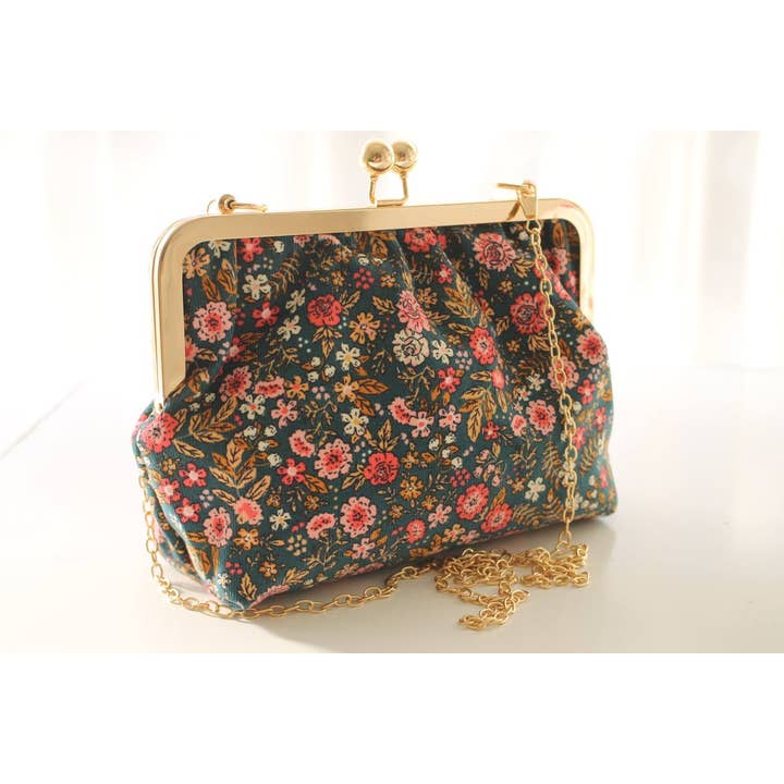 Emma retroväska i grön sammet för wholesale av Sabrina Trefle