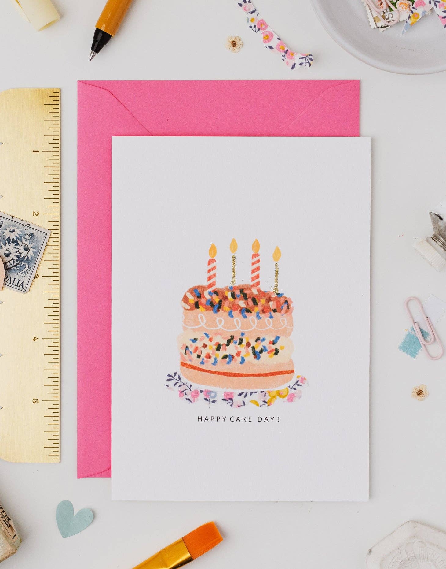 The Charming Press - Vendita all'ingrosso Biglietti di auguri - Biglietto per torta di compleanno, tessuto Liberty Wiltshire Bud1