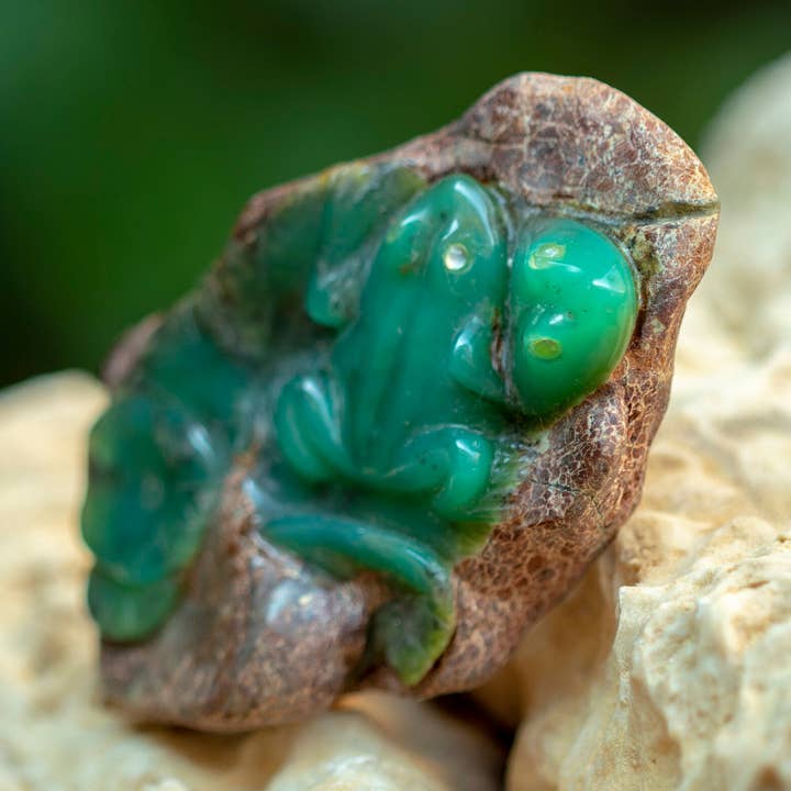 Krysopras StatueFrog Figurer II for engroshandel hos Asian Ethnic Art