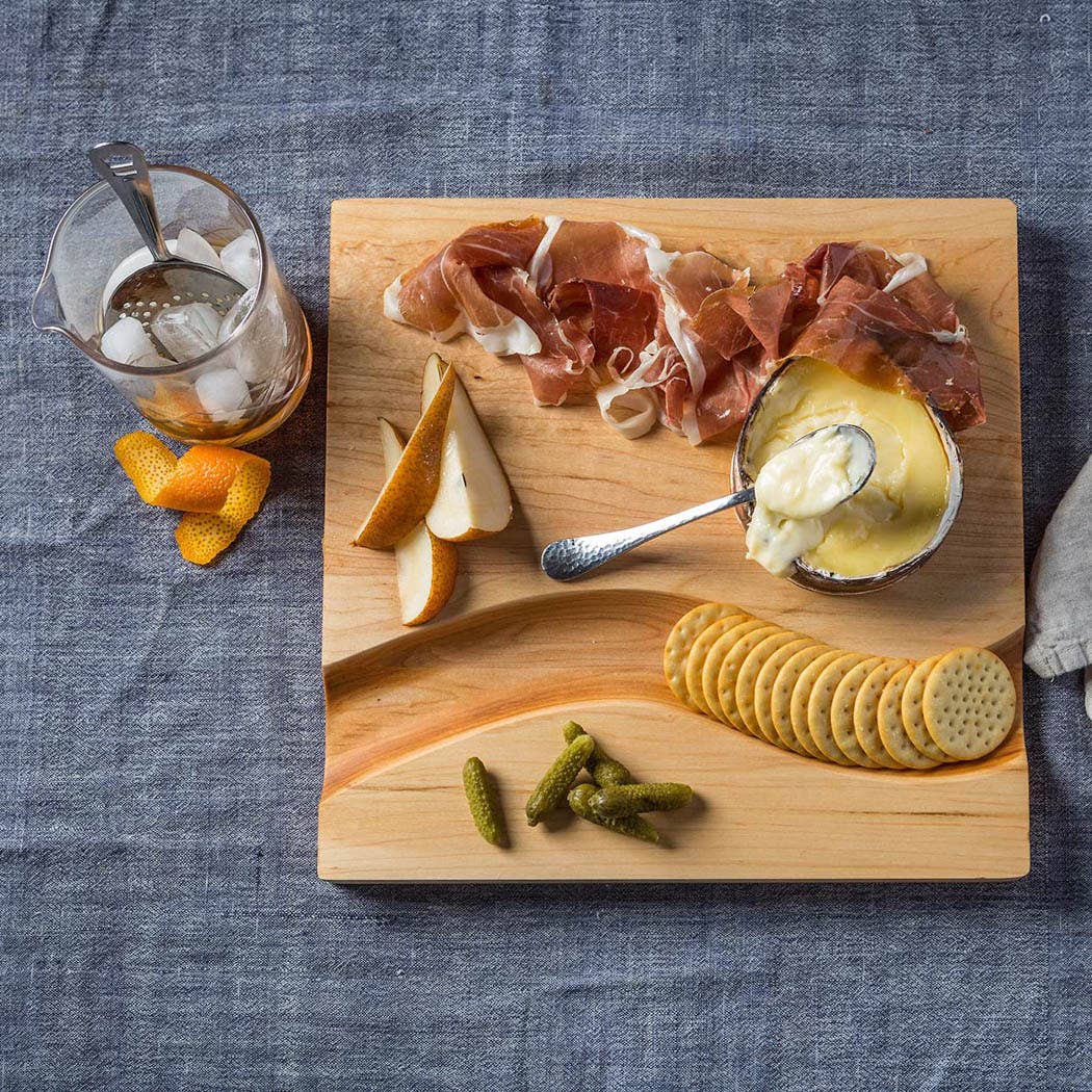 JK Adams – wholesale Cheese board – Maple Cheese Board with Cracker Groove1