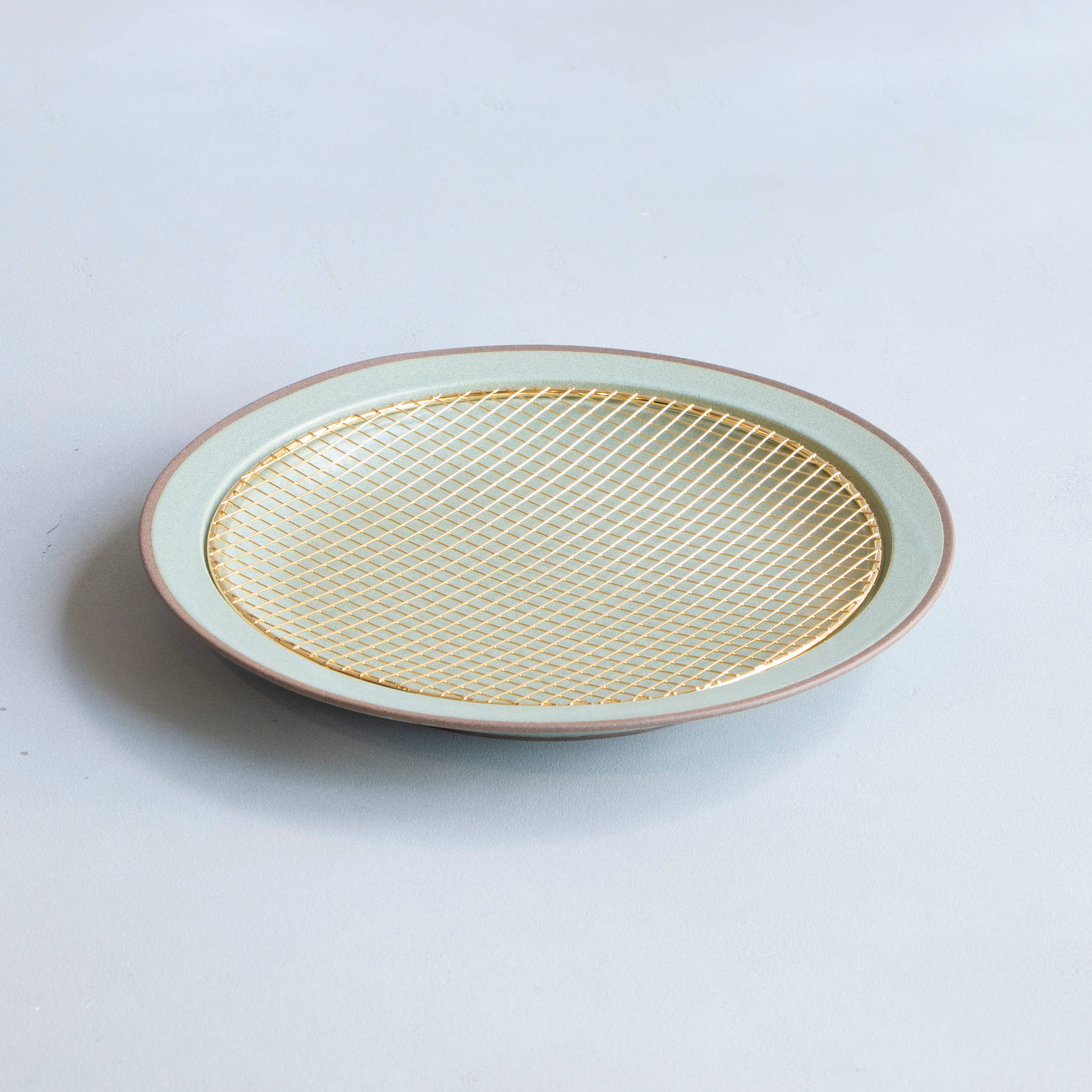 KIKIME - Wholesale Dinner Plate - amime Plate 10" | Dinner Plate with metal net 9.8" | Pottery3