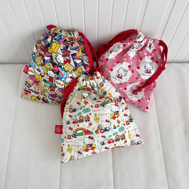 MOND HAUS - Wholesale Gift Bag - Momo Pouch, Cute Kitten Character Pattern Gift Bag2