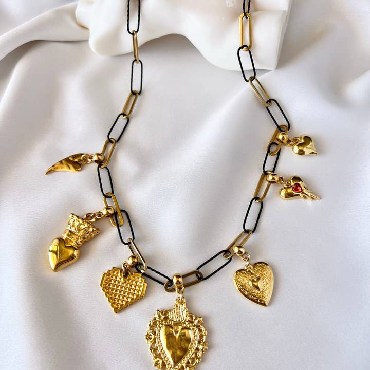 Goupi - Wholesale Pendant/Charm Necklace - Gold and black chain charm necklaces