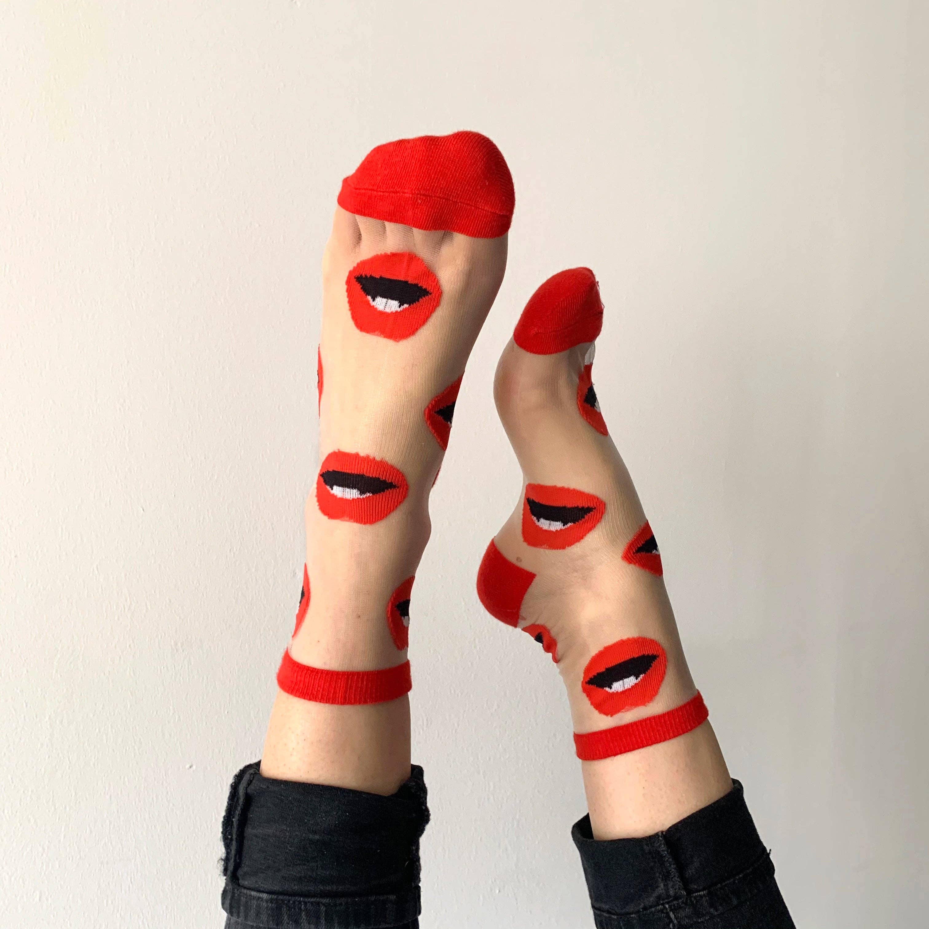 sockette - Wholesale Socks - Women's - Women's novelty socks with red lips