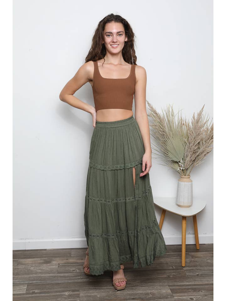 ANGIE - Wholesale Rok - Dames - 26P74-ASIS GELAAGDE MAXIROK MET KANTEN RAND EN SPLIT2